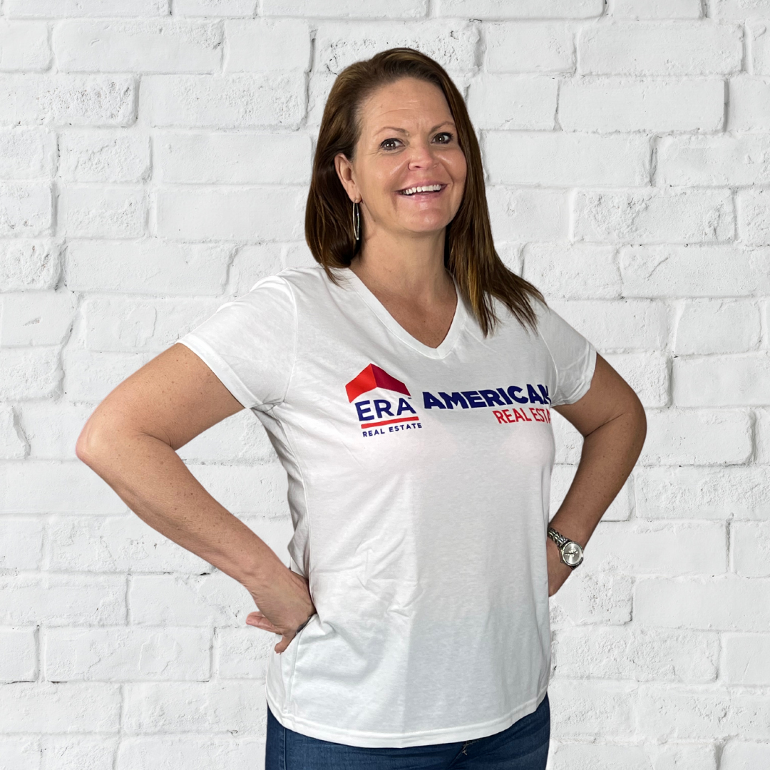 V-Neck Shirt - White Active